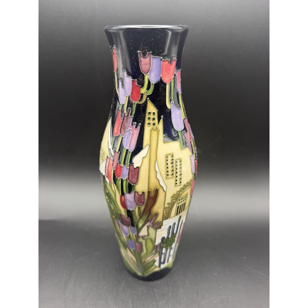 Moorcroft Town of Flowers at Christmas Vase Kerry Goodwin 2009 10in England